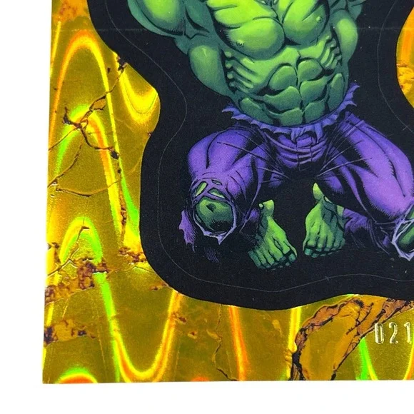 2025 Topps Marvel Comic Book Heroes 1975 Hulk 121 Gamma Raywave Gold #021/150 - Picture 5 of 6